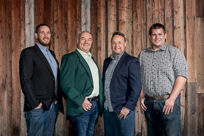 Verfassungsrat. Die Kandidaten der SVP Bezirk Leuk: Beno Kippel, Lukas Jäger, Andy Birrer, Damian Signorell (v.l.).