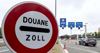 Testversuch. Fahrgemeinschaften steht am Genfer Zoll bald eine eigene Fahrspur zu Verf&uuml;gung.