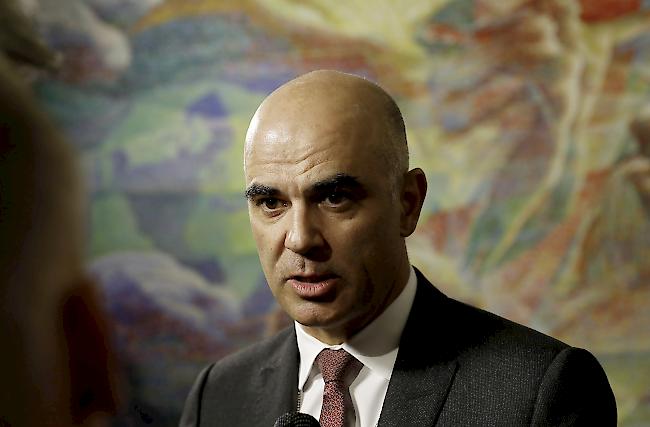 Die Schweiz und die EU hätten sich nicht auf ein institutionelles Rahmenabkommen geeinigt, erklärte Bundespräsident Alain Berset vor den Medien. 