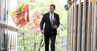 Der Genfer Staatsrat Pierre Maudet stehtseit Monaten unter Druck.