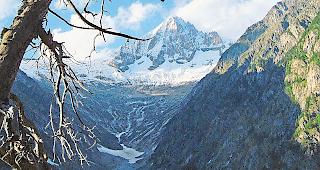 Tatort. Im Bietschtal soll ein G&auml;msbock illegal zur Strecke gebracht worden sein.