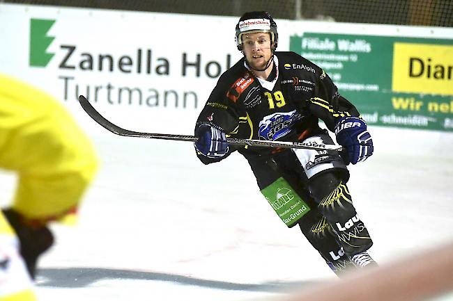 Steve Gnädinger schoss das zwischenzeitliche 1:1, Saastal verlor trotzdem gegen Burgdorf mit 1:2.