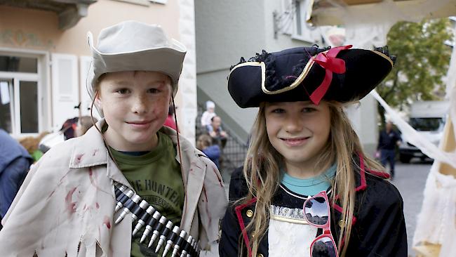 Ramon Mazotti (11) und Lena Mazotti (9), Visp.