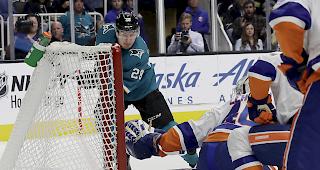 Im Hoch. Der Schweizer Timo Meier erzielte in der laufenen NHL-Saison bereits neun Saisontore.