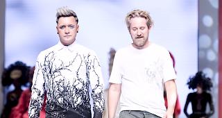 J&eacute;r&eacute;mie Locher (rechts) mit seinem Model Marek Hoferka.