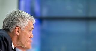 Bundesanwalt Michael Lauber w&auml;hrend einer Pressekonferenz (Archiv)