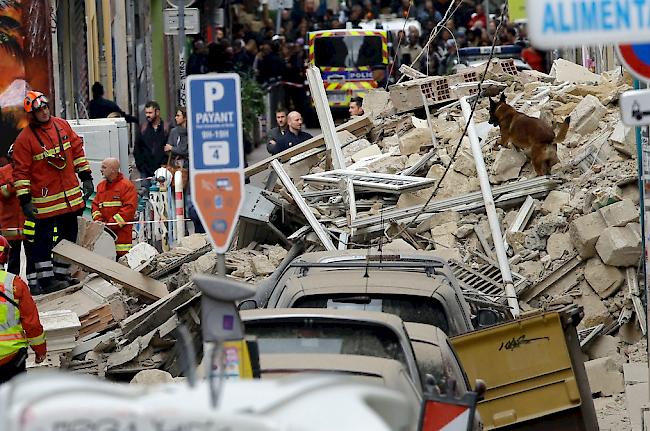 Vermisste liegen womöglich tot unter den Trümmern.