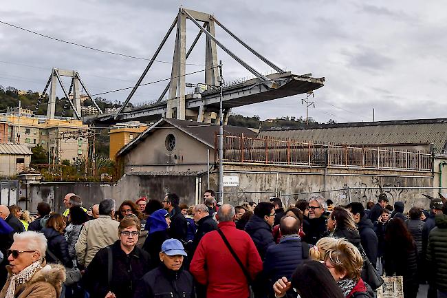 Unglücksstelle. Mitte August stürzte die Morandi-Autobahnbrücke bei Genua ein. 43 Menschen starben.