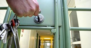 Am Stichtag im September 2017 waren in den Justizvollzugseinrichtungen in der Schweiz 6863 erwachsene H&auml;ftlinge inhaftiert. 