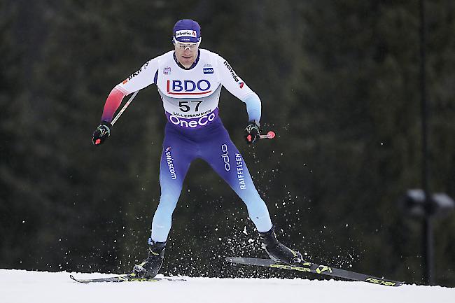 Starke Leistung. Der Weltcup-Einstand von Dario Cologna in einem Distanzrennen ist geglückt. Bei der Mini-Tour in Lillehammer läuft der Bündner über 15 km Skating auf den 4. Platz.