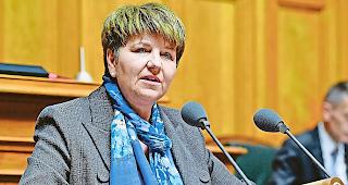 Annahme der Wahl. Ein emotionaler Moment f&uuml;r Viola Amherd.