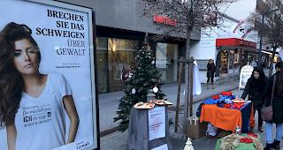 Die Regionalgruppe gegen h&auml;usliche Gewalt hat am Freitag in der Visper Bahnhofsstrasse eine Strassenaktion durchgef&uuml;hrt.