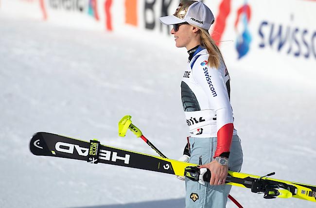 Mikaela Shiffrin gewann auch den Super-G von St. Moritz. Eine Woche nach ihrer Siegpremiere in dieser Disziplin triumphierte die 23-jährige Amerikanerin im Engadin vor Lara Gut-Behrami (Foto) und Tina Weirather.