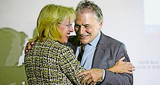 Enge Zusammenarbeit. Der Walliser Staatsrat Jacques Melly und die Waadtl&auml;nder Staatsr&auml;tin Jacqueline de Quattro  sind &uuml;berzeugt davon, dass sie in rund einem Jahr viele gute Ideen pr&auml;sentieren k&ouml;nnen.