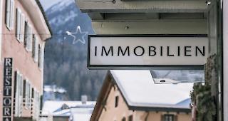 Gem&auml;ss einer am Mittwoch ver&ouml;ffentlichten Erhebung des Bundesamts f&uuml;r Statistik leben mehr als die H&auml;lfte der Schweizer Senioren im Wohneigentum.