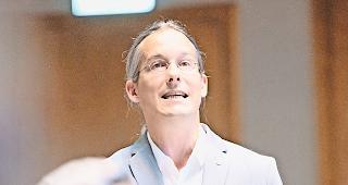 Viel gefordert, nichts bekommen. Emmanuel Ammoos und die Linksallianz.Foto wb/Andrea Soltermann