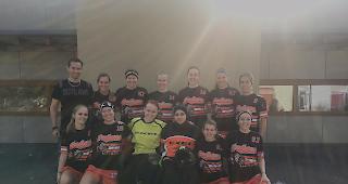 Positiv. Die Damen des UHC Naters-Brig beenden ihr erstes Halbjahr in der h&ouml;chsten Schweizer Kleinfeldliga auf dem sechsten Tabellenrang.