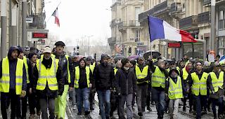 Unzufrieden. Protestieren seit Wochen gegen die Reformpolitik der franz&ouml;sischen Regierung: die &laquo;Gelbwesten&raquo;.