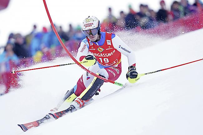 Stark. Loïc Meillard fährt am Slalom von Saalbach auf Rang zwei. Ramon Zenhäusern klassierte sich auf dem zehnten Rang.