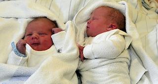 In Rom kamen Zwillingsbuben nicht nur an zwei verschiedenen Tagen, sondern auch in unterschiedlichen Jahren zur Welt.