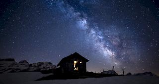 Gem&auml;ss britischen Forschern wird die Milchstrasse in rund 2,4 Milliarden Jahren mit der Grossen Magellan&rsquo;sche Wolke kollidieren.