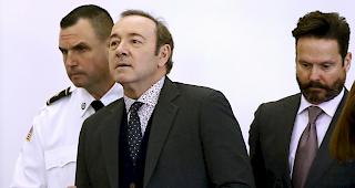 Der Schauspieler Kevin Spacey erschien am Montag vor Gericht