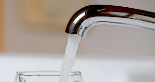 Das Trinkwasser in Morgins ist wom&ouml;glich durch F&auml;kalbakterien verschmutzt worden.