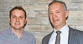 Weiterentwickeln. Jean-Pierre Bringhen (rechts) und Schwiegersohn Michael Lochmatter wollen die Bringhen AG strategisch wie operativ auf gutem Kurs halten.Foto wb