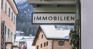 Die Immobilienpreise f&uuml;r Einfamilienh&auml;user und Eigentumswohnungen haben sich im vierten Quartal 2018 erh&ouml;ht. 