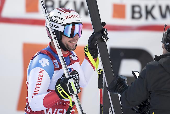 Beat Feuz belegt bei der Abfahrt am Lauberhorn den zweiten Platz.