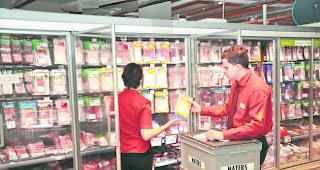 Eine Filiale selber f&uuml;hren. Durch die dreiw&ouml;chige Autonomie sollen die Jugendlichen Sicherheit gewinnen und rasch zahlreiche Aspekte ihres Berufs erlernen. (Archivbild)