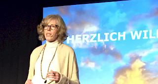 Romy Biner-Hauser, Gemeindepr&auml;sidentin von Zermatt an der Pr&auml;sentation der neuen Zermatter Destinationsstrategie.
