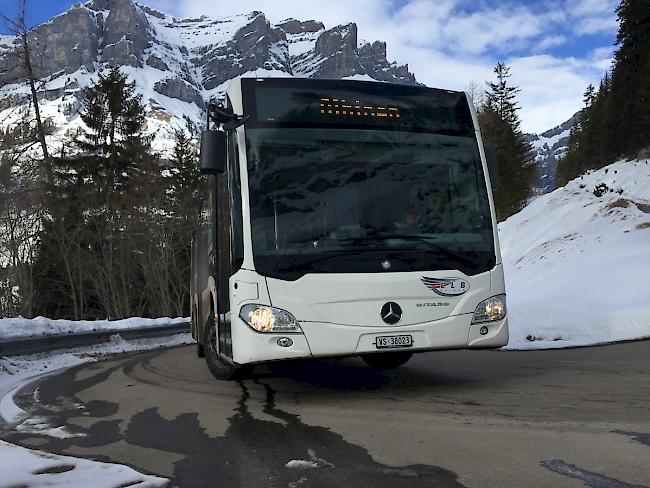 Der Abend-Bus Albinen - Leukerbad nimmt für sechs Wochen Fahrt auf: jeweils donnerstags, freitags und samstags.