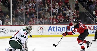 Gute Bilanz. Erzielte gegen Minnesota bereits seinen 17. Saisontreffer: Nico Hischier. (Archivbild)