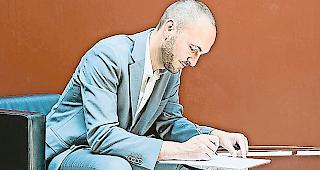 Nationalrat Mathias Reynard: &laquo;Es braucht die Stimme der Jungen im Parlament.&raquo;Foto mathiasreynard.ch