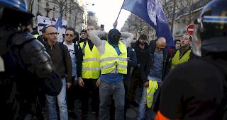 Auch an diesem Samstag gingen in Frankreich zahlreiche Anh&auml;nger der "Gelbwesten"-Bewegung auf die Strasse. 