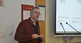 Dominik Pfammatter gab Einblick in die Organisation des Jubil&auml;umsjahrs.