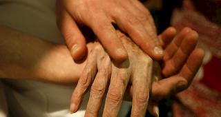 Mehrheit im Nationalrat h&auml;lt Neuenburger Standesinitiative zur Suizidhilfe f&uuml;r &uuml;berfl&uuml;ssig.