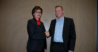 Carmen Zenklusen gab die Verbandsf&uuml;hrung an Karl-Heinz Fux weiter.