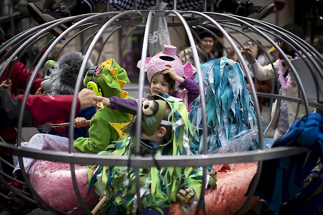 Impressionen vom Basler Kinderfasnachtsumzug.