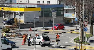 Am Samstagnachmittag kam es beim Zeughaus-Kreisel in der Gliserallee zu einem Selbstunfall. Verletzt wurde niemand. 