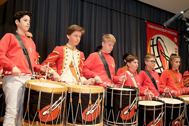 Der Tambourenverein von Erschmatt sorgte für die musikalische Untermalung an der Delegiertenversammlung