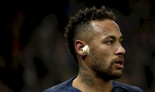 Neymar machte abfällig Bemerkungen über die Schiedsrichter. 