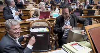 Kann Nationalrat Mathias Reynard (rechts) bei den Wahlen im Herbst die seit 1848 andauernde CVP-Dominanz knacken? Ja, meint SP-Generalsekret&auml;r Michael Sorg.