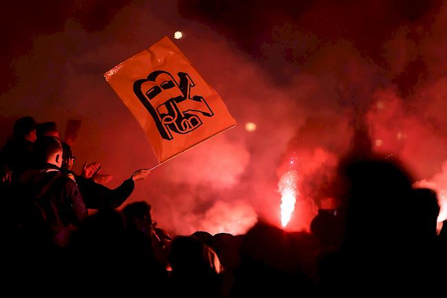 YB-Fans feiern am Samstag, 13. April in Bern den Meistertitel des BSC Young Boys, nach dem Super League Spiel zwischen dem FC Basel und dem Grasshopper Club Zürich.