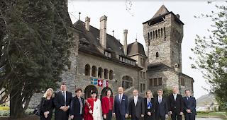 Treffpunkt Ch&acirc;teau Mercier. Eine Walliser Delegation empfing am Dienstag in Siders den schwedischen Botschafter.