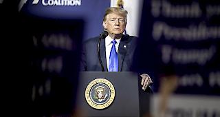 Russland-Aff&auml;re. Trumps Umfragewerte&nbsp;reagieren heftig auf den&nbsp;Bericht des Sonderermittlers Robert Mueller.