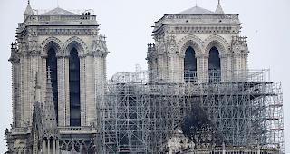Wiederaufbau. Die Pariser Kathedrale Notre-Dame ist trotz einiger &laquo;Schwachstellen&raquo; auf dem Gew&ouml;lbe nach dem schweren Brand &laquo;fast gerettet&raquo;.