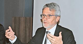 Personal aufstocken. &laquo;Ohne zus&auml;tzliches Personal lassen sich die Best&auml;nde der offenen Dossiers nicht stoppen&raquo;, sagt Kantonsgerichtspr&auml;sident Lionel Seeberger.Foto wb