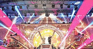 Fantasiewelten. Per Videomapping vom Weltall nach New Orleans und zur&uuml;ck. In der DJ-BoBo-Show scheint nichts unm&ouml;glich.Foto Michael Diehl